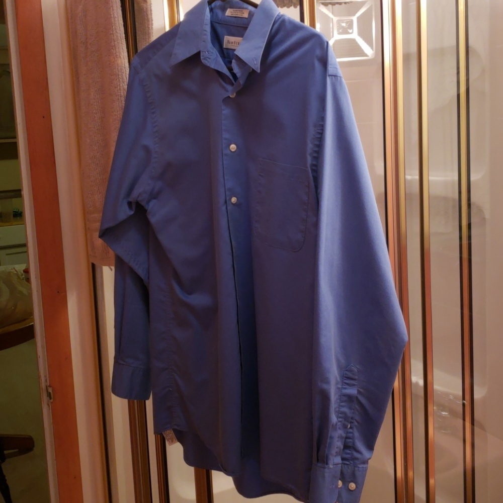 Van Hausen Button Up